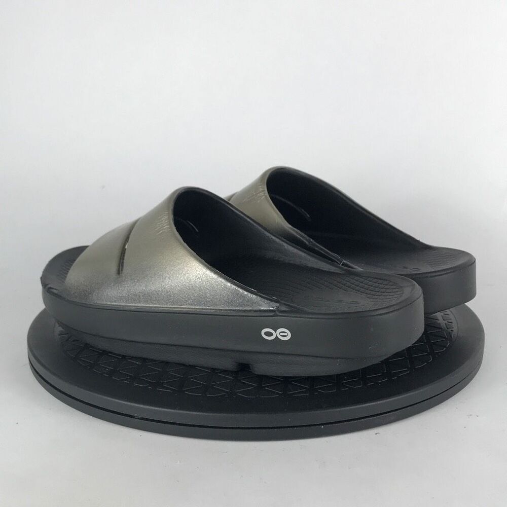 Oofos Ooahh Black/Gold Recovery Slip On Slides Women’s Size 10 - Picture 7 of 12